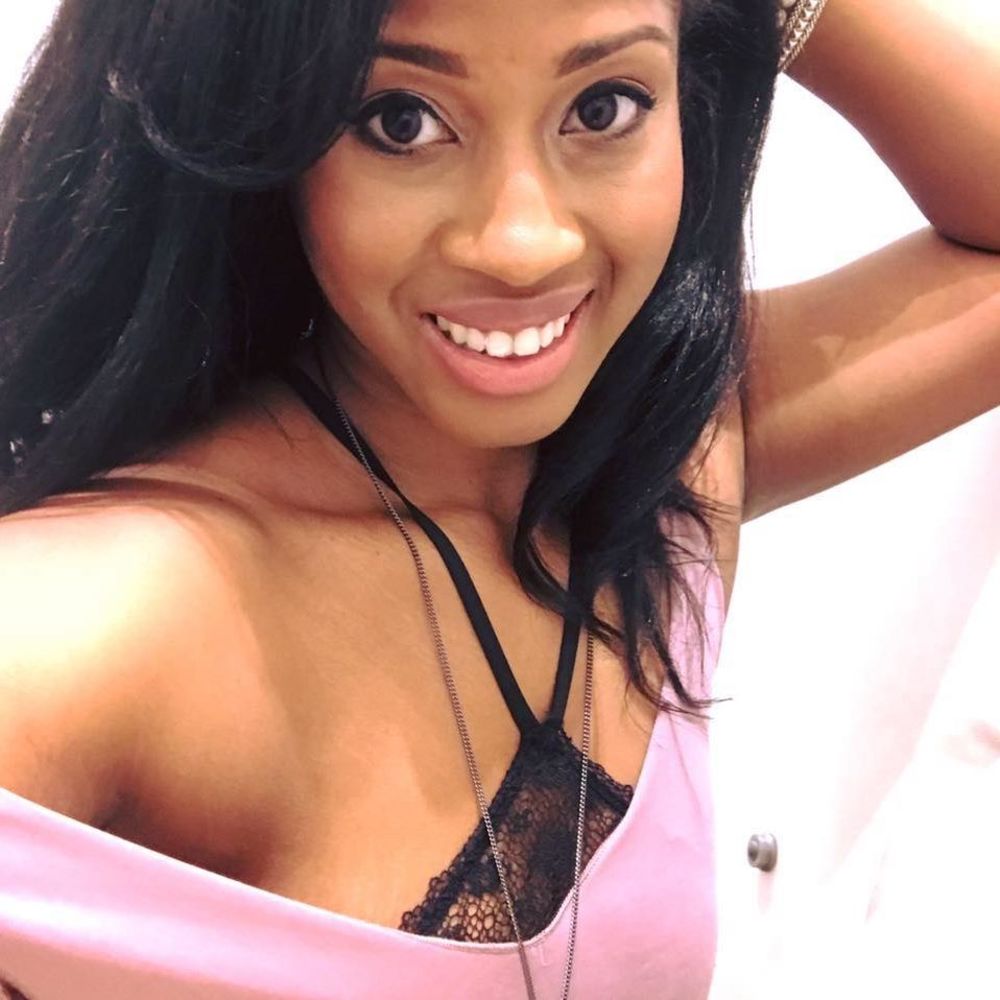 I’m Jenna! Shop with me!